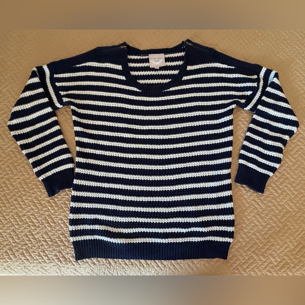 🛍Nautical Blue White Striped Loose Knit Sweater Romeo & Juliet Couture M